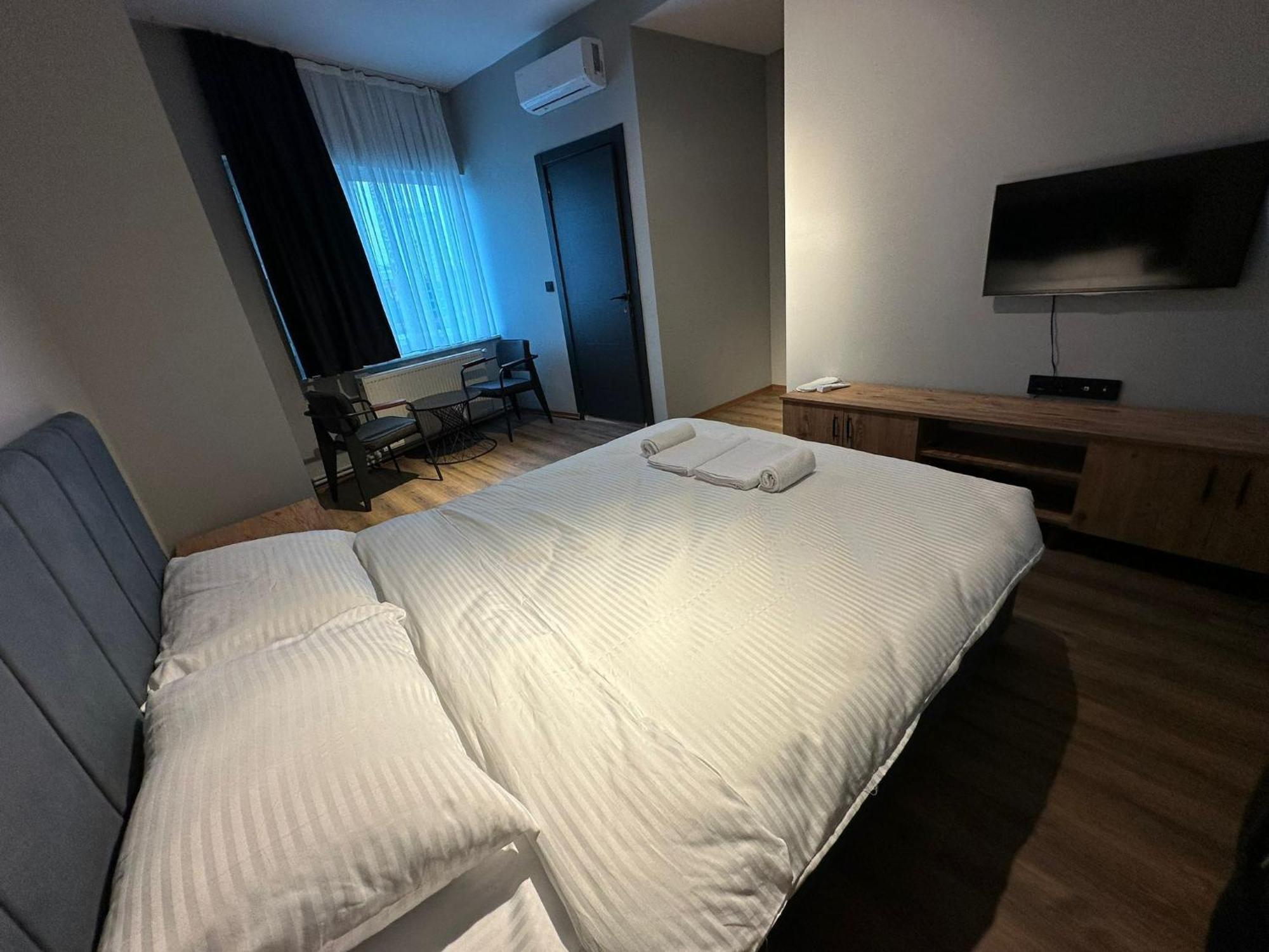 Lucca Suites Hotel Istanboel Buitenkant foto