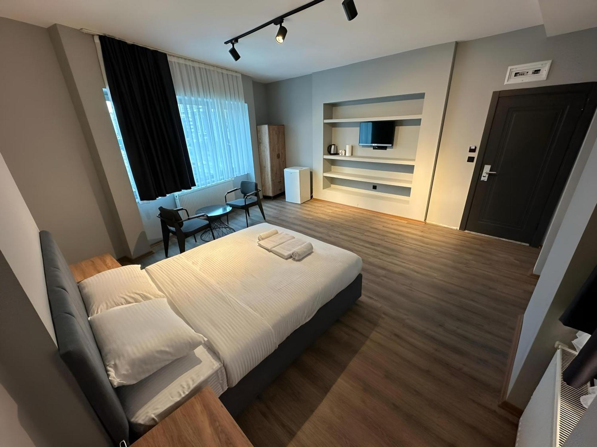 Lucca Suites Hotel Istanboel Buitenkant foto